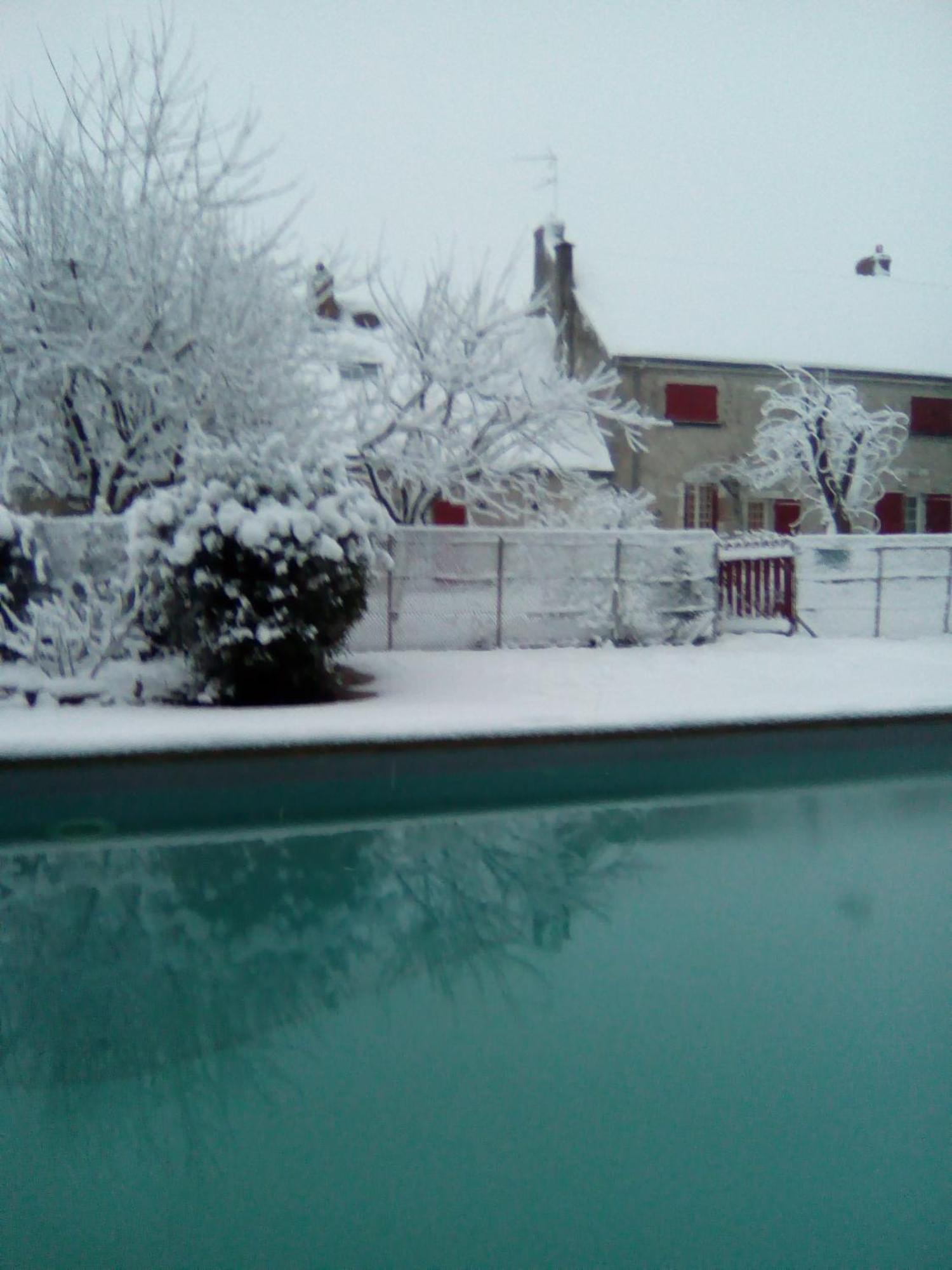 Le Clos De La Vigneronne Messas Exteriör bild