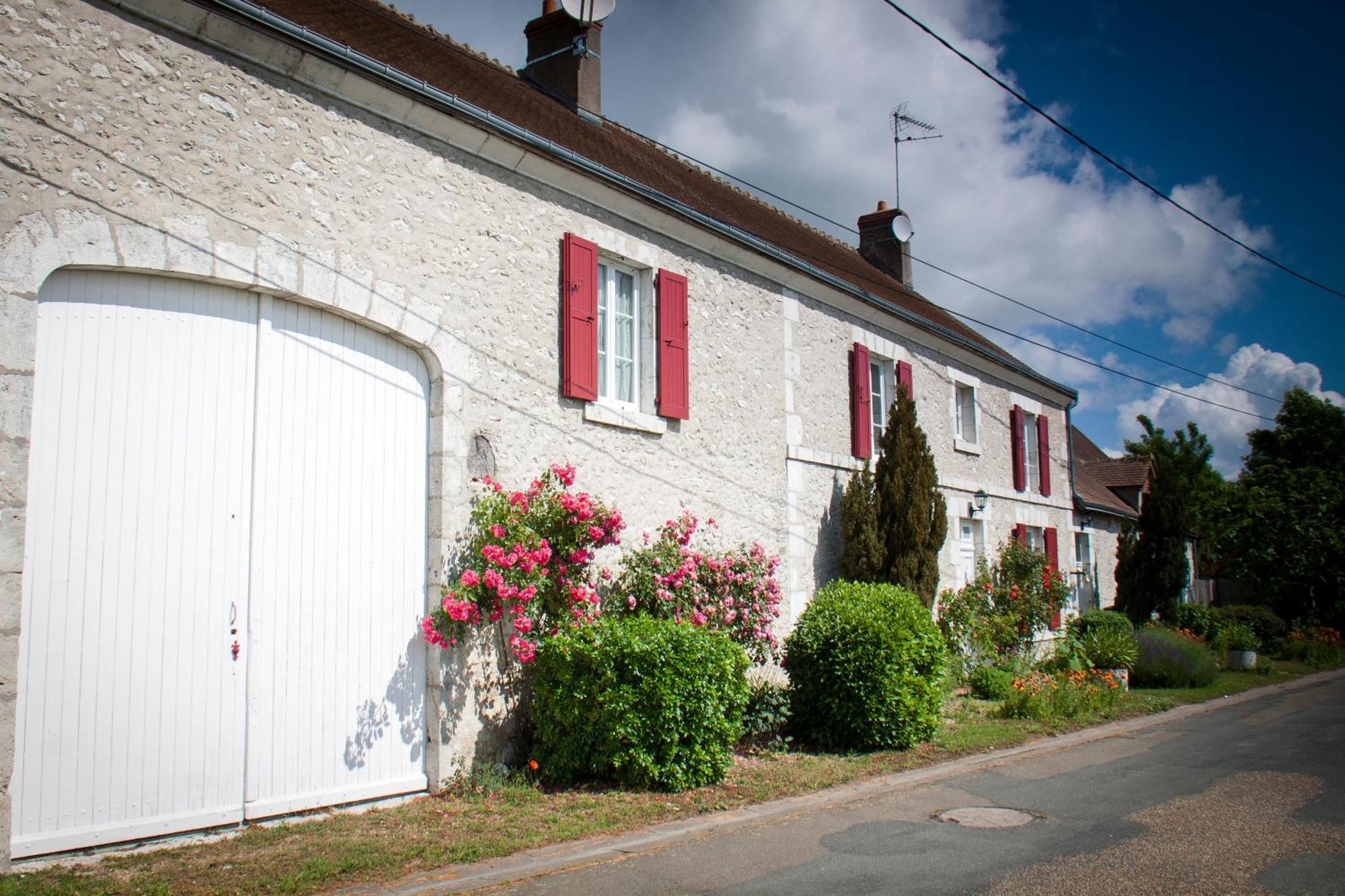 Le Clos De La Vigneronne Messas Exteriör bild