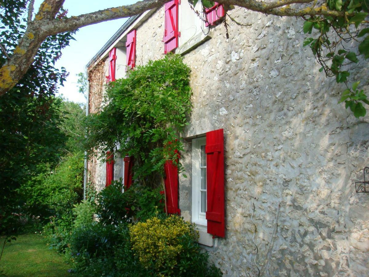 Le Clos De La Vigneronne Messas Exteriör bild